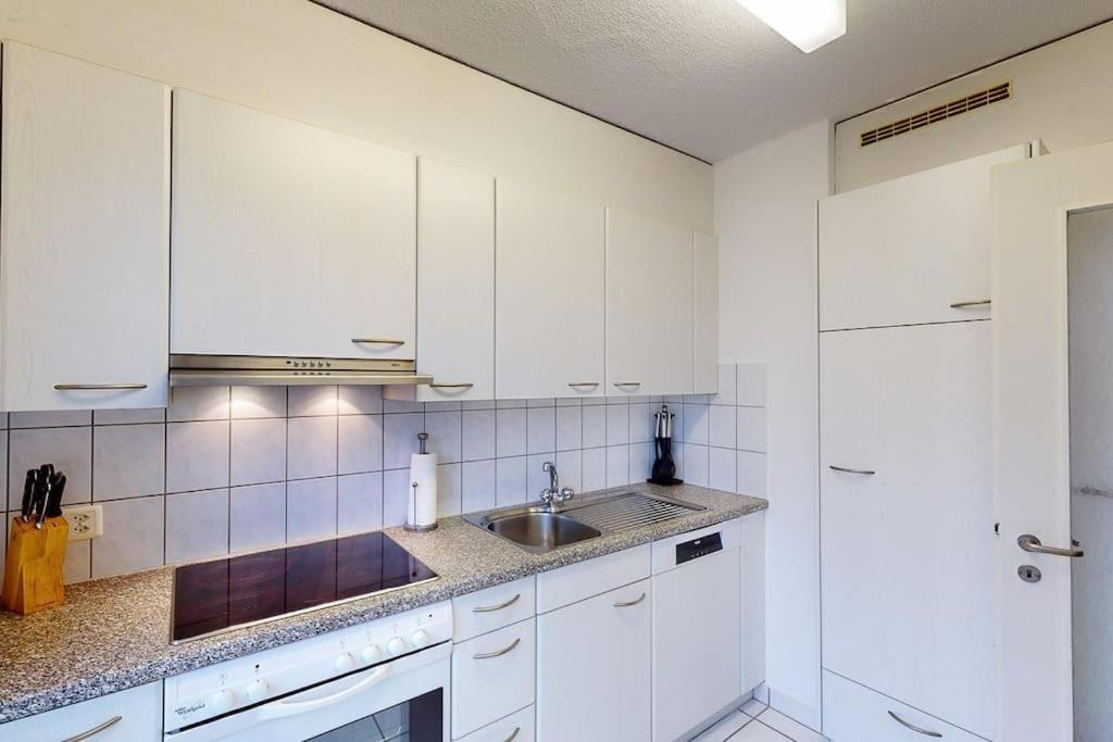 Bright 1 Bedroom Flat In The City Centre Zurich Bagian luar foto