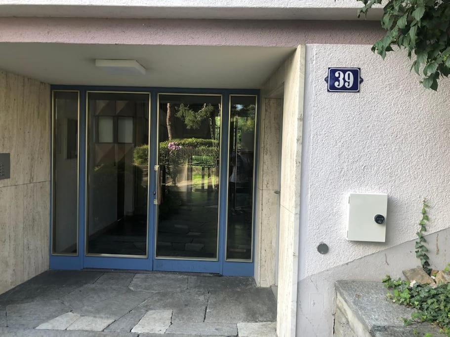 Bright 1 Bedroom Flat In The City Centre Zurich Bagian luar foto