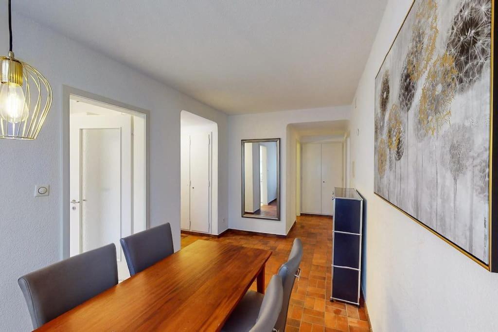 Bright 1 Bedroom Flat In The City Centre Zurich Bagian luar foto